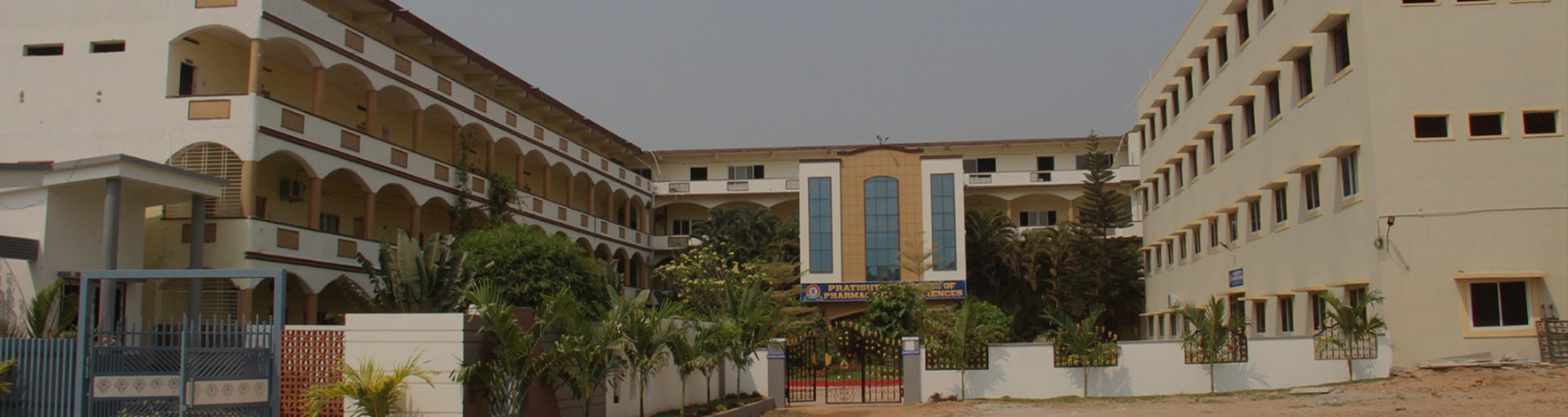 Campus buildings of Pratishta Institute of Pharmaceutical Sciences
